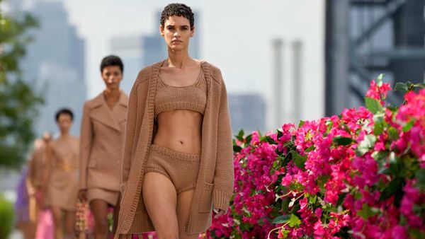 Michael Kors Pays Tribute to Late Mother with Waterfront Runway Show Set to Bacharach Tunes 