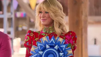 With a New Life and Fresh Ideas, Sandra Lee Makes a TV Comeback with a Netflix Food Competition Show