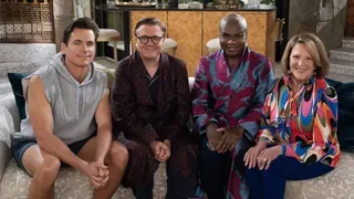 Review: 'Mid-Century Modern' a Gay 'Golden Girls,' But Also a Valentine to a Golden Age of Sitcoms